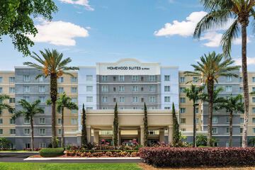 Homewood Suites by Hilton Miami-Airport / Blue Lagoon