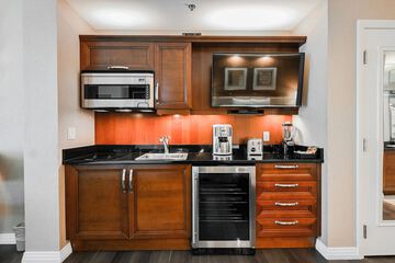 Private kitchenette