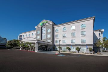 Holiday Inn Express Hotel & Suites San Diego-Sorrento Valley by IHG