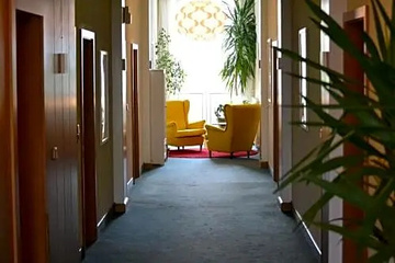 hotel_rooms