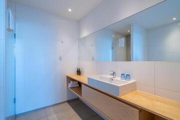 Photo 40