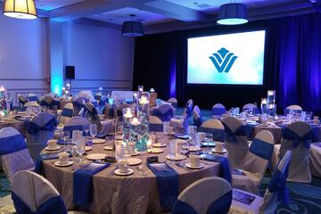 Ballroom/Hall 80 of 95