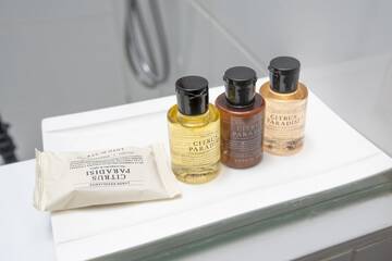Bathroom amenities