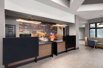 Hotel Interior 4 of 29