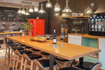 Breakfast area