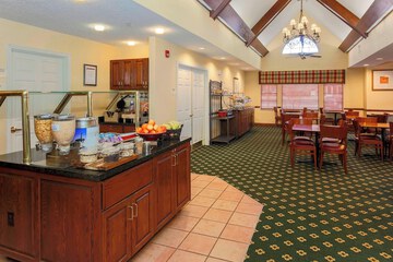 Breakfast/Coffee Service 25 of 31