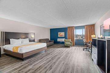 Quality Inn & Suites Mall of America - MSP Airport