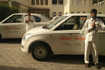 Airport shuttle