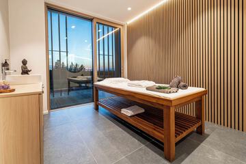 Massage in accommodation