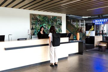 Check-in/check-out kiosk