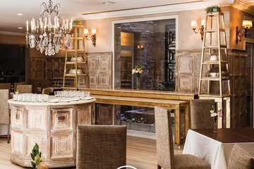 Breakfast area