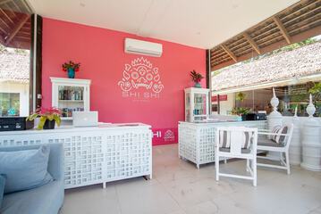 Reception hall