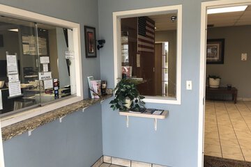 Check-in/check-out kiosk