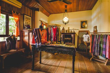 Gift shop