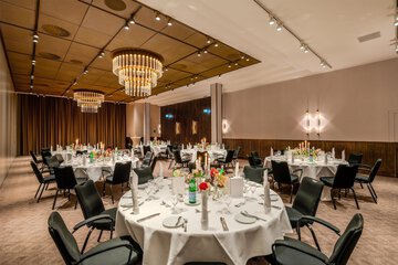 Indoor wedding