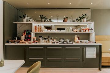Breakfast area