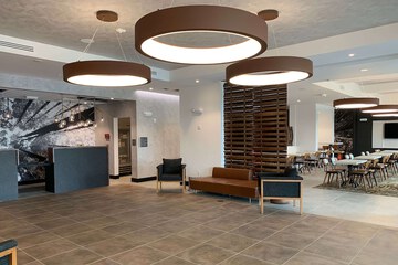 Hotel Interior 9 of 41