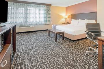 Room 15 of 41