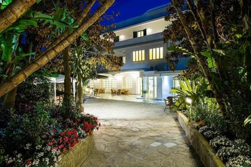 Front of property - evening/night