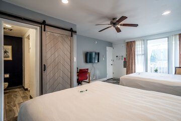 Room 116 of 143