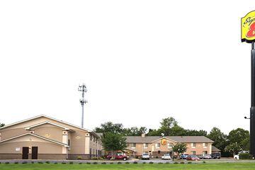 Super 8 by Wyndham Hampton