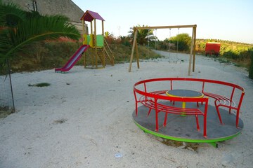 Children's play area - outdoor