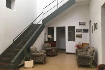 hotel_rooms