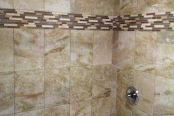 Deep soaking bathtub