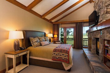 Sunriver Resort Destination Hotels