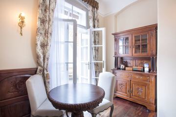 In-room dining