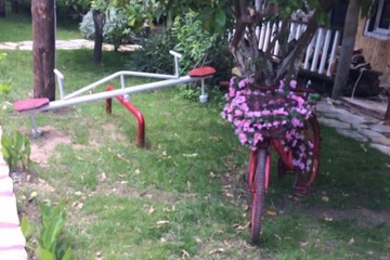 Children's play area - outdoor
