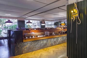Breakfast area