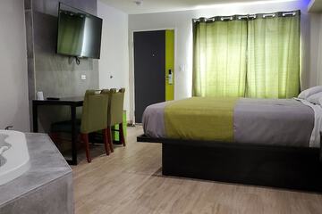 Exclusivo Inn & Suites