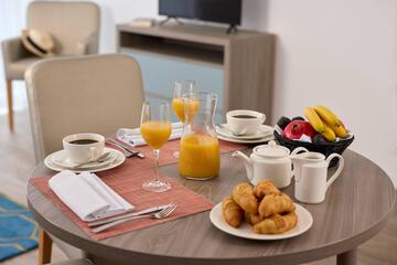 Breakfast meal