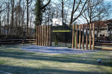 Children's play area - outdoor