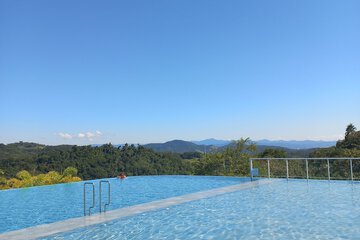 Infinity pool