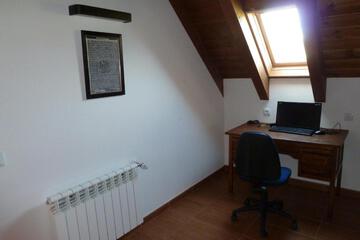 Photo 48