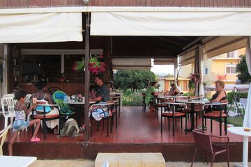 Beach bar
