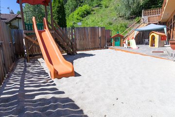 Children's play area - outdoor