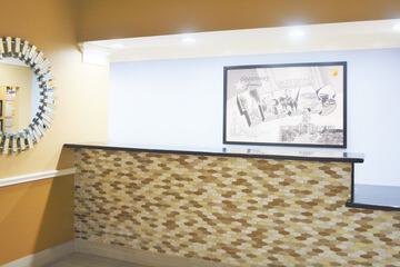 Hotel Interior 6 of 40