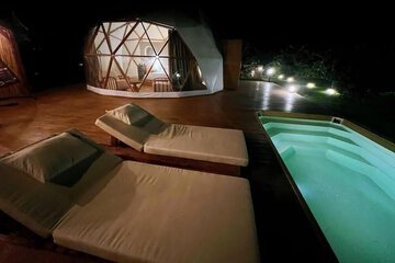 Private pool