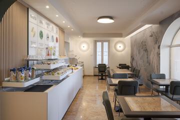 Breakfast area