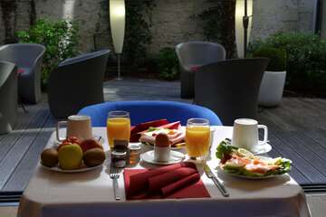 Breakfast area