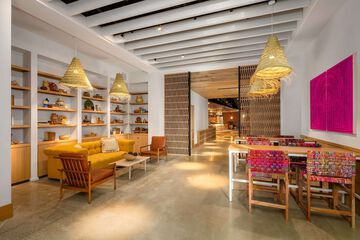 Breakfast/Coffee Service 45 of 51