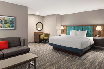 Room 33 of 75