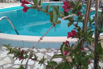 Poolside bar
