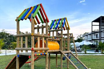Children's play area - outdoor