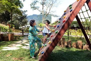 Children's play area - outdoor