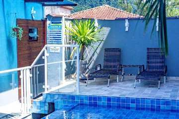 Rooftop pool