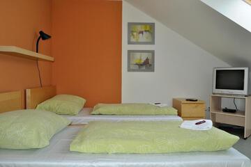 Photo 34